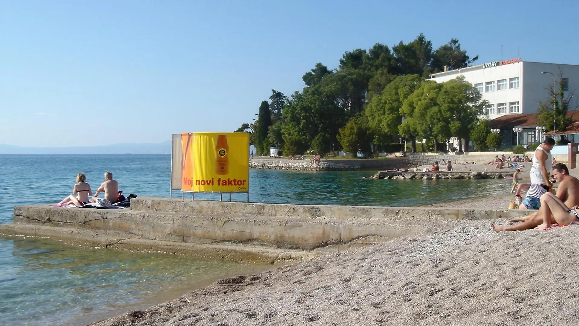 Apartments By The Sea Nska, Krk - 21689 مالينسكا
